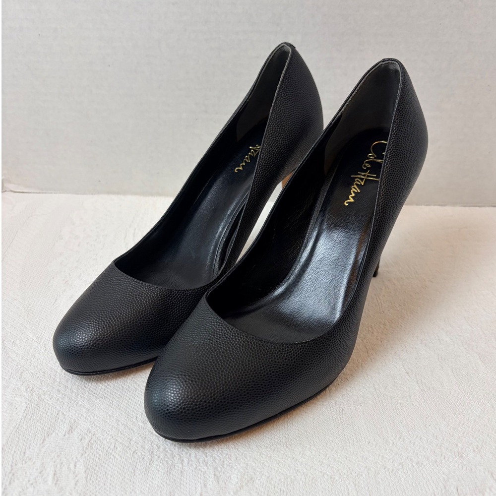 Cole Haan Nike Air Black Pebbled Leather Round Toe Pumps Heels Size 7B